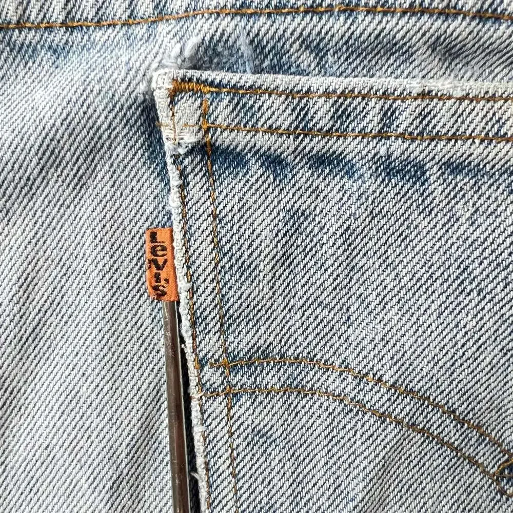 Vintage Levi's 517 Orange Tab Light Wash Denim Jeans Fit (36x29)